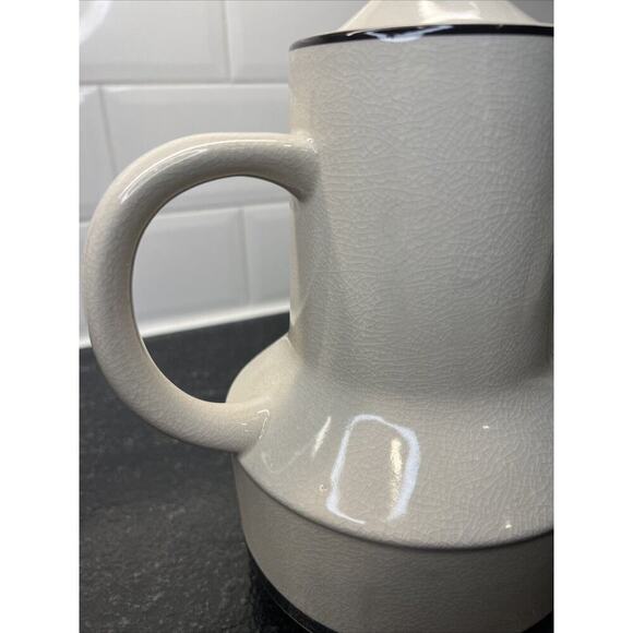 Strawberries Mid Century Modern Vintage Teapot Made In Japan 10.5” Tall‎ - Picture 2 of 13